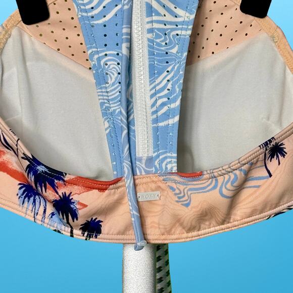 Roxy Hawaiian Palm Tree Rash Guard - Excellent Condition! - Picture 10 of 12